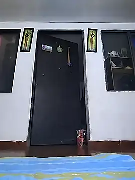 Snapshot of PerlaZultana chatting on October 1, 2025, 12:33 pm PerlaZultana online show from October 1, 2025, 12:33 pm