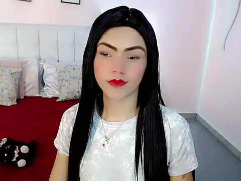 nathalialoes1 online show from October 18, 2025, 7:20 am