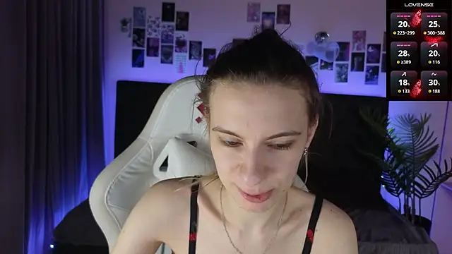 kaleriyaa  online show from February 20, 2026, 1:24 am