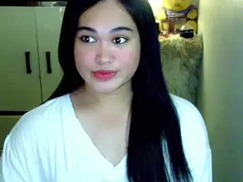 Annierose ts online show from April 14, 2026, 5:30 pm