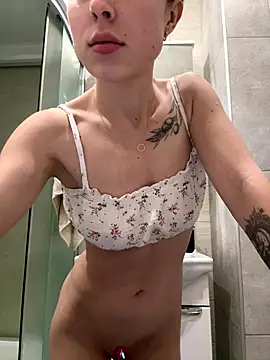 SakuraSara online show from September 21, 2025, 5:53 am