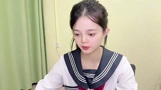 Nicole-13 online show from November 6, 2025, 10:38 am