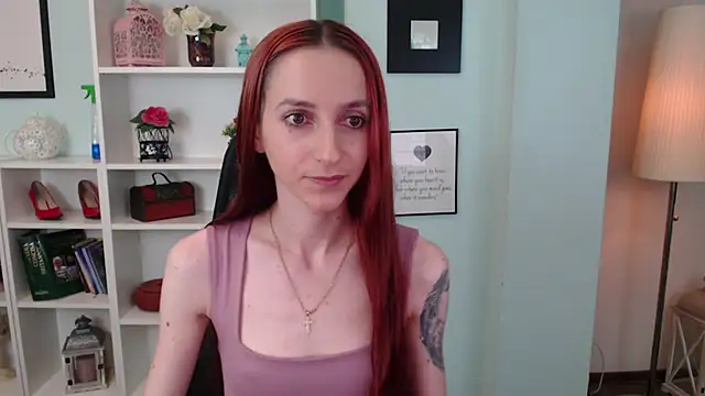 Julia Jae online show from October 13, 2025, 6:13 am