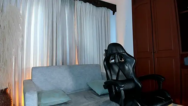 JulienSaint online show from February 7, 2026, 12:31 pm