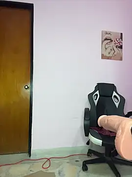 LunaaRosse online show from March 23, 2026, 2:48 am