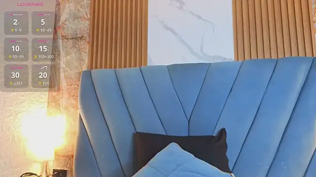 nathalia koch  online show from April 24, 2026, 10:34 pm