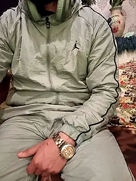 Snapshot of samio37 chatting on February 4, 2026, 1:11 am samio37 online show from February 4, 2026, 1:11 am