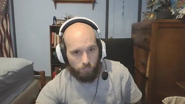 Snapshot of PDrents chatting on November 5, 2025, 10:10 pm PDrents online show from November 5, 2025, 10:10 pm