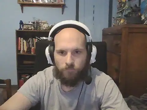 Snapshot of PDrents chatting on November 11, 2025, 9:59 pm PDrents online show from November 11, 2025, 9:59 pm