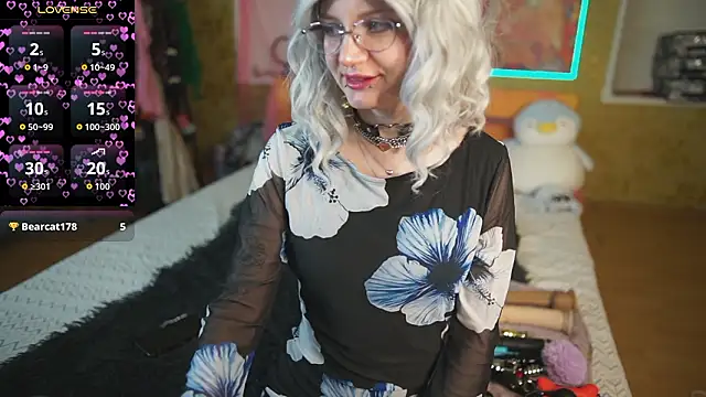 Dia Angel online show from March 13, 2026, 8:48 pm