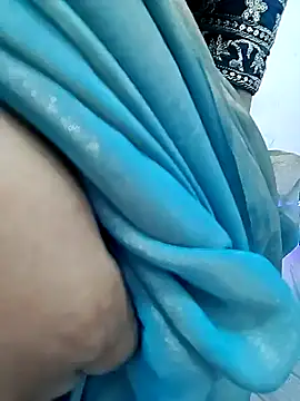 Snapshot of SEEMA_127 chatting on February 24, 2026, 4:21 am SEEMA 127 online show from February 24, 2026, 4:21 am