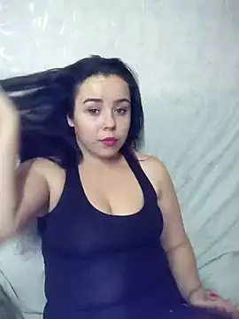 Snapshot of CutieMarine chatting on October 16, 2025, 10:38 am CutieMarine online show from October 16, 2025, 10:38 am