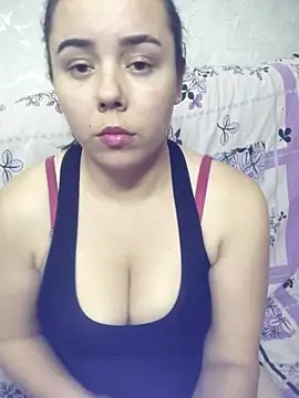 Snapshot of CutieMarine chatting on October 26, 2025, 10:43 am CutieMarine online show from October 26, 2025, 10:43 am