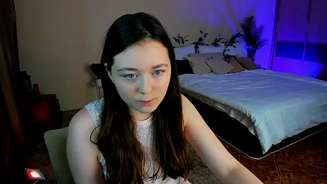 AlluringLookk online show from January 13, 2026, 4:45 pm