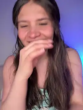 Snapshot of Emilyybennet_ chatting on July 18, 2026, 3:11 am Emilyybennet online show from July 18, 2026, 3:11 am