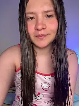 Snapshot of Emilyybennet_ chatting on July 20, 2026, 4:16 am Emilyybennet online show from July 20, 2026, 4:16 am