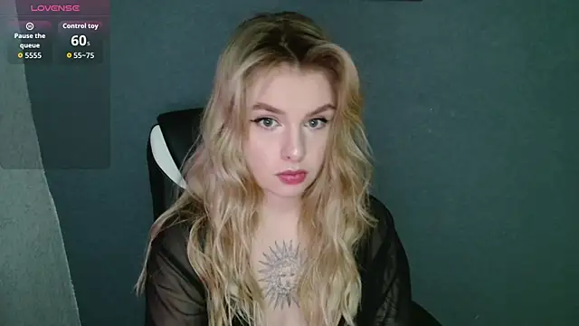 Snapshot of AngelicaHollywood chatting on October 27, 2025, 9:30 pm AngelicaHollywood online show from October 27, 2025, 9:30 pm