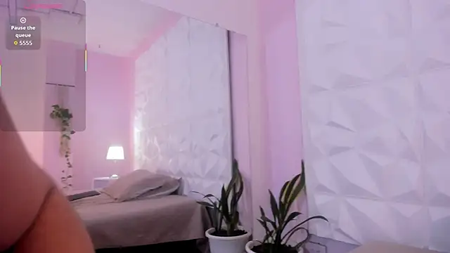 HannahToons online show from January 11, 2026, 4:06 am