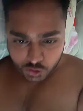 Snapshot of blrguychub chatting on September 11, 2025, 12:05 pm blrguychub online show from September 11, 2025, 12:05 pm