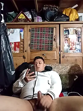 Snapshot of millanto chatting on September 17, 2025, 3:08 am millanto online show from September 17, 2025, 3:08 am