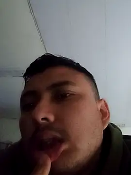 Snapshot of millanto chatting on June 9, 2026, 7:36 pm millanto online show from June 9, 2026, 7:36 pm