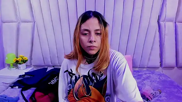 Snapshot of Sofii_Anal_ chatting on November 5, 2025, 2:11 am Sofii Anal online show from November 5, 2025, 2:11 am