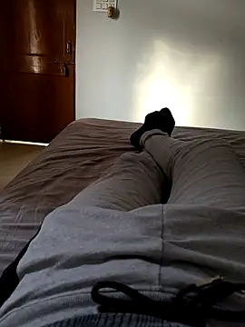 hunter120495 online show from November 27, 2025, 10:17 am