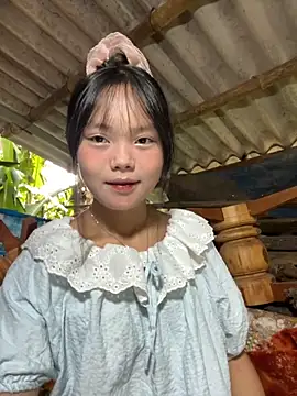 Snapshot of AdamLazis chatting on September 28, 2025, 1:11 am AdamLazis online show from September 28, 2025, 1:11 am