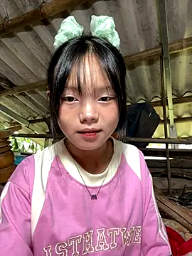 Snapshot of AdamLazis chatting on October 11, 2025, 12:54 am AdamLazis online show from October 11, 2025, 12:54 am