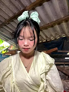 Snapshot of AdamLazis chatting on October 20, 2025, 12:55 am AdamLazis online show from October 20, 2025, 12:55 am