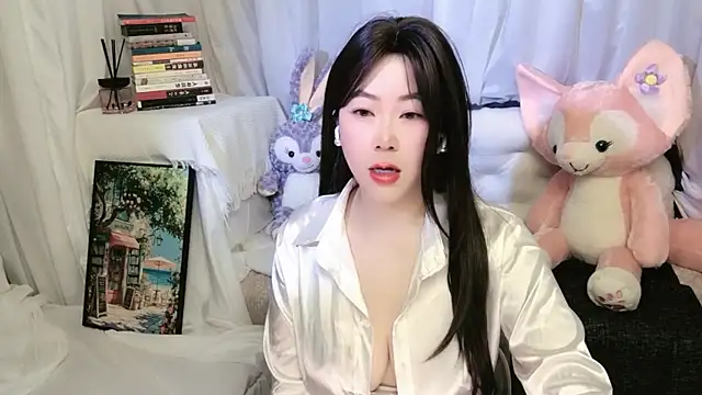 Emmaq996 online show from April 10, 2026, 1:55 am