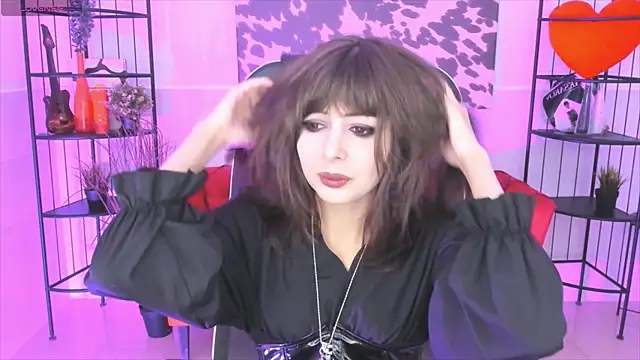 Snapshot of CrystallBloom chatting on October 16, 2025, 1:50 am CrystallBloom online show from October 16, 2025, 1:50 am