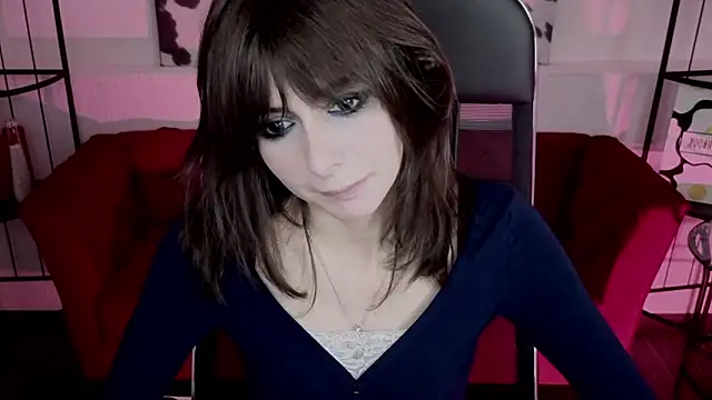 CrystallBloom online show from March 6, 2026, 1:29 pm