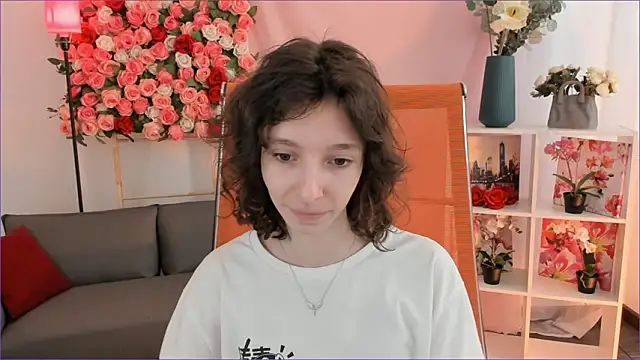 Snapshot of EmmanuellBrown chatting on February 15, 2026, 7:51 am EmmanuellBrown online show from February 15, 2026, 7:51 am