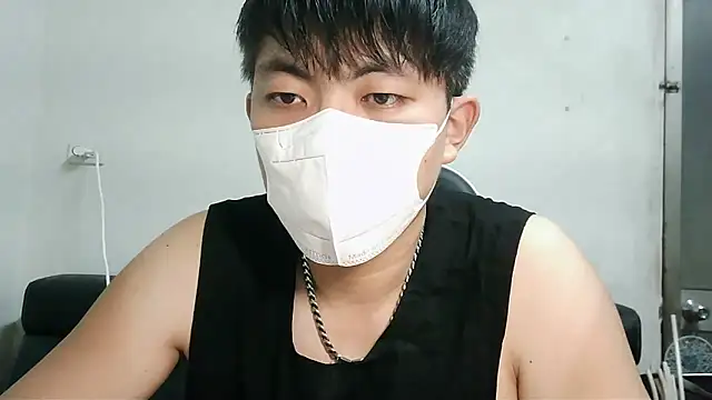 Snapshot of bigbb101011 chatting on October 13, 2025, 2:39 pm bigbb101011 online show from October 13, 2025, 2:39 pm