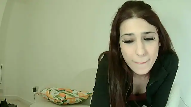 Snapshot of ASAIN_VIRGIN_ARIA chatting on April 30, 2026, 10:25 pm ASAIN VIRGIN ARIA online show from April 30, 2026, 10:25 pm