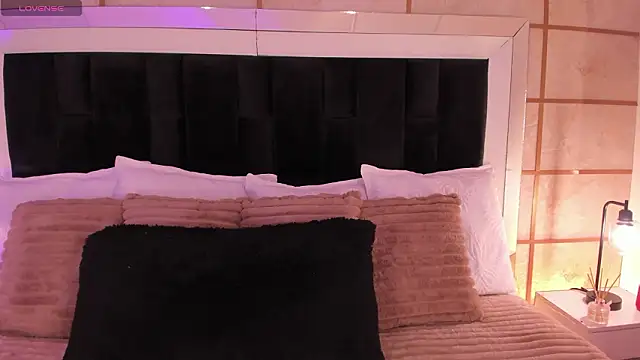 GretaVelvet online show from March 2, 2026, 7:43 pm