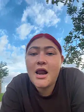 Rouse-Antonella online show from November 2, 2025, 10:01 pm