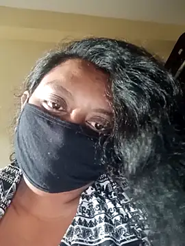 Snapshot of Divya-Lovely chatting on April 9, 2026, 2:22 am Divya-Lovely online show from April 9, 2026, 2:22 am