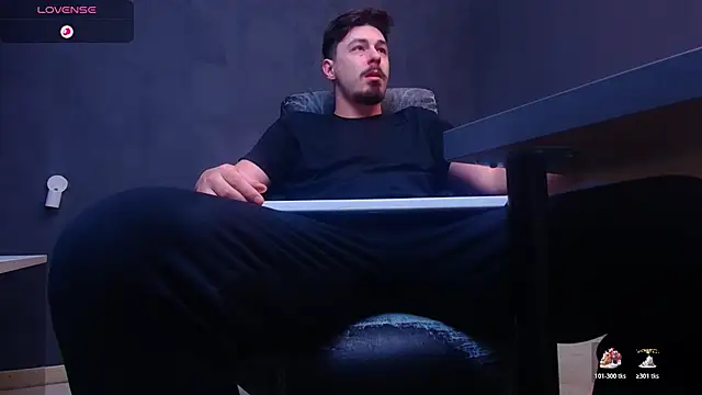 EnzoRace online show from January 9, 2026, 6:16 am