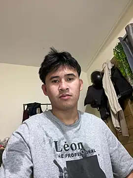 Adim-pinoy146 online show from June 14, 2026, 7:27 pm