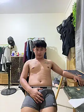 Adim-pinoy146 online show from June 18, 2026, 10:36 pm