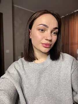 Snapshot of SaraLow chatting on March 16, 2026, 10:30 am SaraLow online show from March 16, 2026, 10:30 am