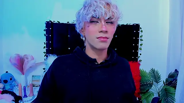 Cooperrosscute233 online show from November 9, 2025, 2:15 pm