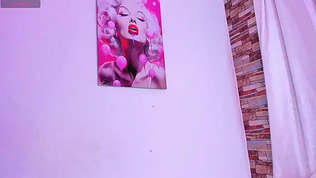 Brandy brown  online show from April 1, 2026, 11:02 pm