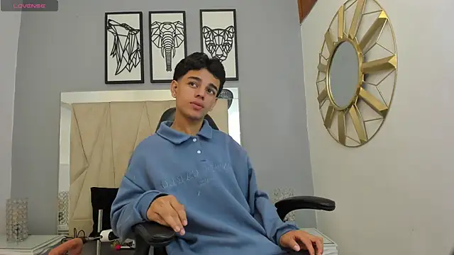 Snapshot of owen__johnson chatting on October 15, 2025, 11:32 am owen johnson online show from October 15, 2025, 11:32 am