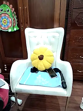 Jess-Thuy online show from September 20, 2025, 6:20 pm