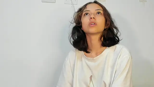 Snapshot of brisazanes chatting on February 27, 2026, 6:57 am brisazanes online show from February 27, 2026, 6:57 am