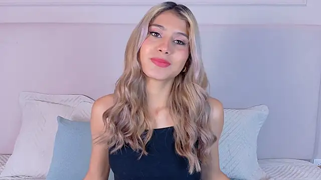 ZoehAngel online show from September 30, 2025, 11:26 am