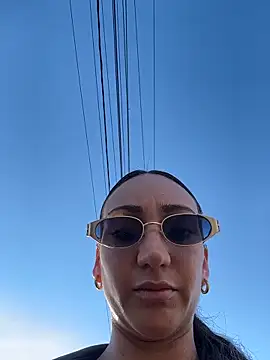 Ninabigtitied online show from February 9, 2026, 12:31 pm